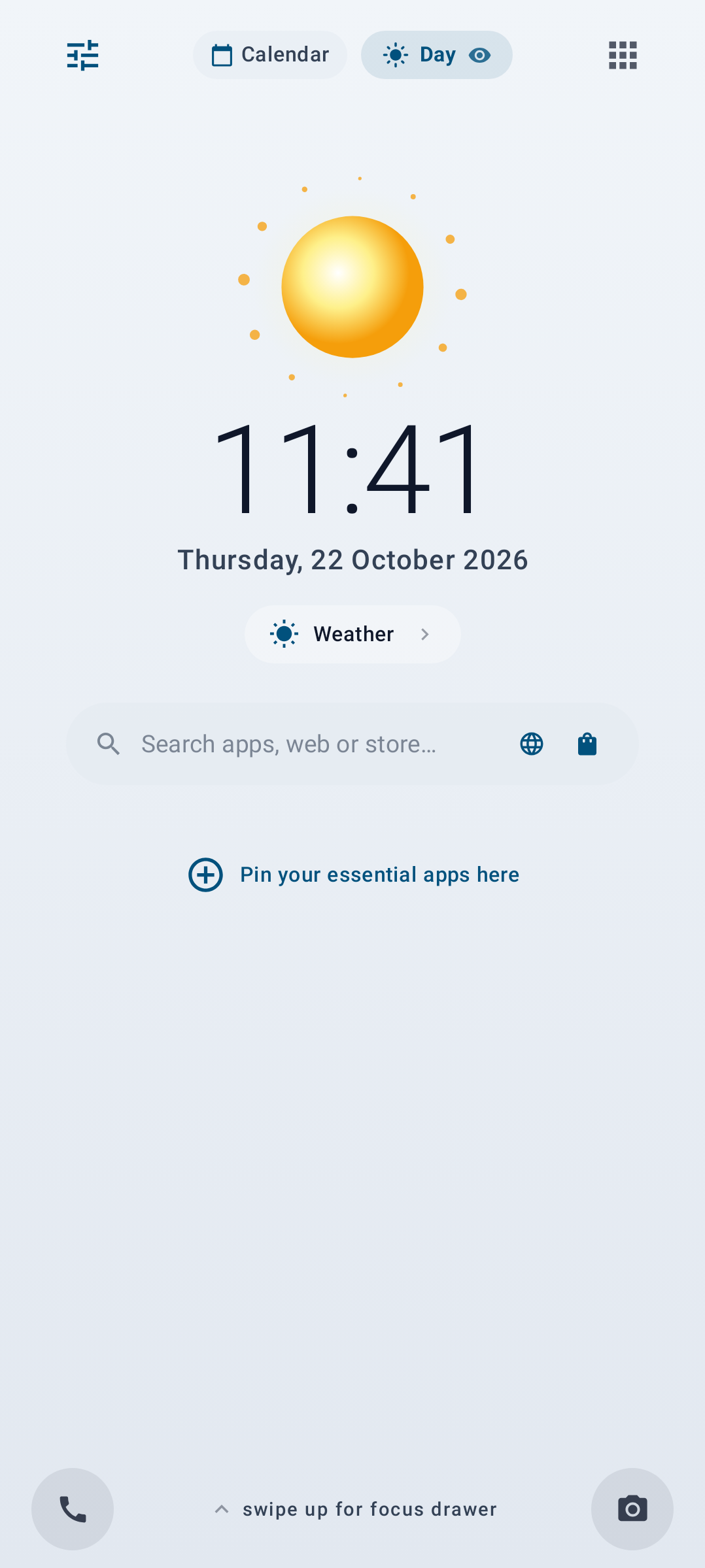 Malino’s Android home screen in the day theme, with its clock, calendar access, app search and pinned space.
